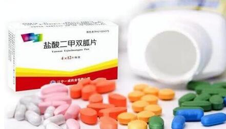 二甲双胍缓释片的功效与副作用,多囊可以吃二甲双胍吗？