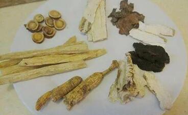 八珍汤多少钱一副?不同的情况相对而定!
