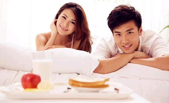 双胞胎早期有哪些明显症状?